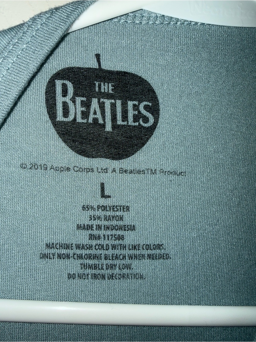 The Beatles Abbey Road Distressed Graphic Tee Gray Green Band Shirt Size Large - Picture 3 of 3